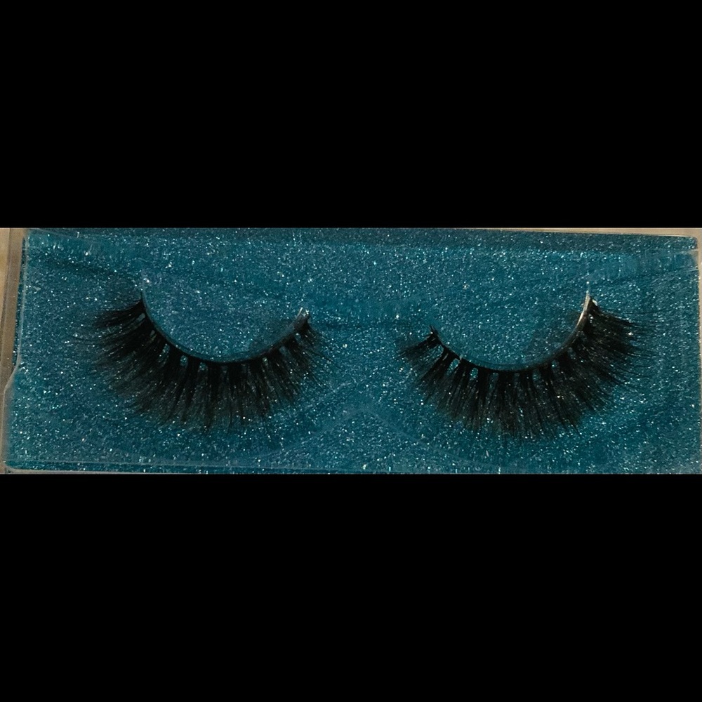 DamaSexy by SJ Shimmer Aqua Collection